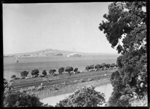 Steamship 'Orsova' in Auckland Harbour, Judges Bay (foreground) and Rangitoto Island in the distance