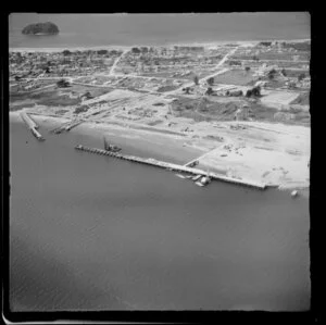 Mt Maunganui, Tauranga, Bay of Plenty, showing wharf construction