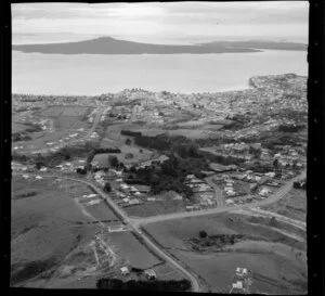 Kohimarama, Auckland, showing housing and Rangitoto Island