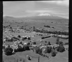 Raetihi, looking northeast to Mount Ruapehu