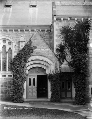 The quadrangle, Canterbury University