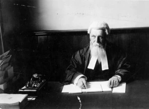 Chief Justice Robert Stout