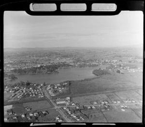 Hamilton Lake (Lake Rotoroa), Hamilton, Waikato Region, including water tower