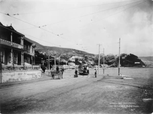 Muir and Moodie fl 1898-1916: Oriental Parade, Oriental Bay, Wellington