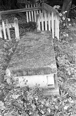 The grave of Jane Farrington, plot 1107, Bolton Street Cemetery