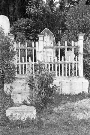 The Russell family grave, plot 27.K, Sydney Street Cemetery.
