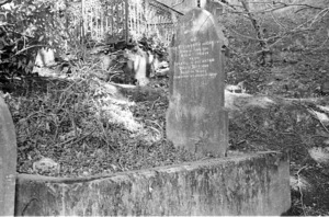 The de Castro family grave, plot 0404, Bolton Street Cemetery.