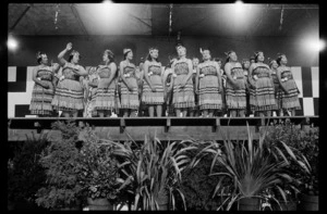 Photograph of Tongariro kapa haka roopu performing