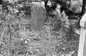 The Staples family grave, plot 1001, Bolton Street Cemetery