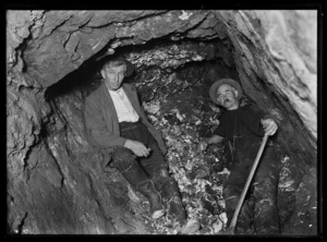 Homer mine with Dave Absolum and George Gofton at face