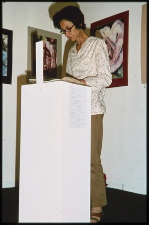 Jacquie Sturm at the Women's Gallery, Wellington - Photograph taken by Fiona Clark