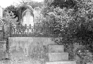 The Gray family grave, plot 97.L, Sydney Street Cemetery.