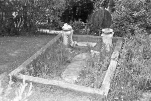 The Biggs family grave, plots 22.M and 23.M, Sydney Street Cemetery.