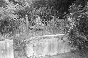 The Muir family grave, plot 37.M, Sydney Street Cemetery.