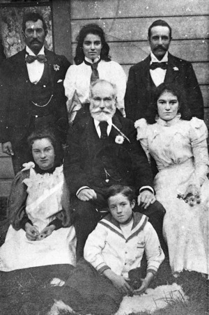 Portrait of William Franklin Browne and his children