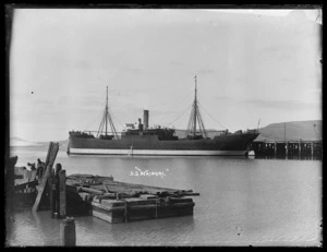 Steam ship Waipori at Port Chalmers.