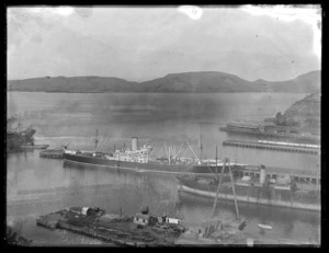 Shipping at Port Chalmers