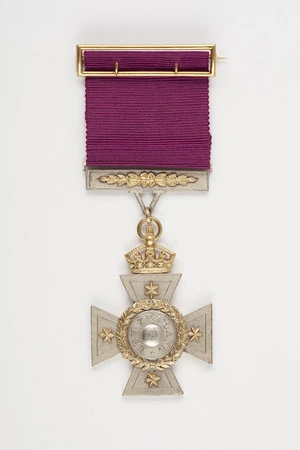 Phillips Bros & Son (London) :[New Zealand Cross awarded to Lieut. Gilbert Mair, for actions in 1870. 1886].