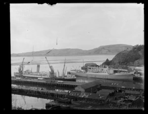 Ships Mataroa and Port Pirie berthed at Port Chalmers