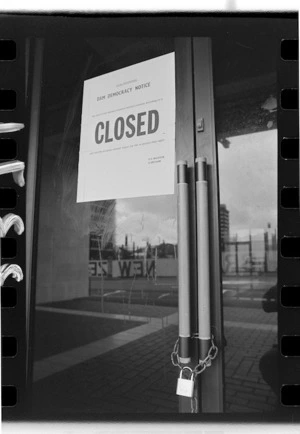 Clyde Dam protest sign on the padlocked doors of the Court of Appeal in Wellington