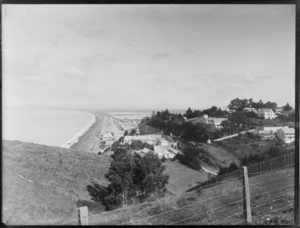 Napier foreshore from Bluff Hill, Napier