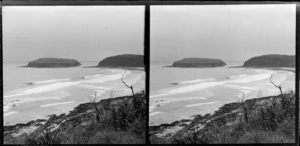 Coastal view, including surf beach and Jack's Island, Pounawea, Catlins area, Clutha District, Otago Region