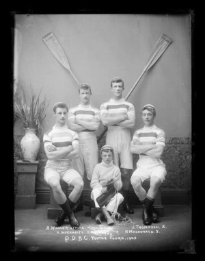 Team photograph of the Queens Drive Boat Club, Youths' Fours, 1903.