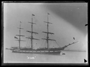 The sailing ship "Piako" off Gravesend