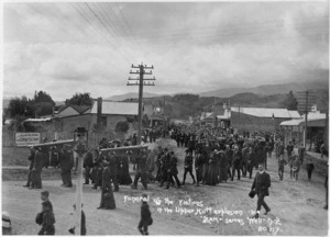 Funeral procession for the victims of the 1914 explosion at Benge & Pratt, Upper Hutt