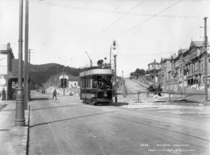 Electric tram at the intersection of Mansfield Street and Russell Terrace, Newtown, Wellington