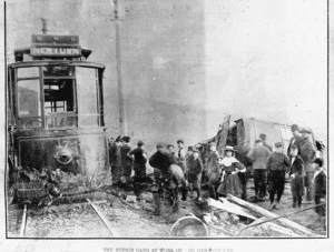Tram cars, repair gang, and onlookers, after an accident on Brooklyn Road, Wellington