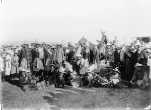 Maori group including the Tanerus brothers, near Masterton