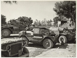 Kaye, George, b 1914 : Armoured vehicles of 2 NZ Divison at Rimini, Italy
