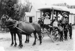 Otaki Convent school group aboard a horse drawn coach