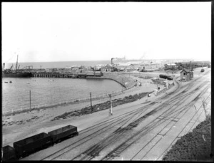 Wharf area, Timaru, featuring railway tracks, including premises of Shaw Savill & Albion Co Ltd