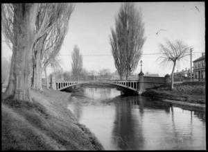 Stone bridge at Barbadoes Street, Christchurch, across the Avon River