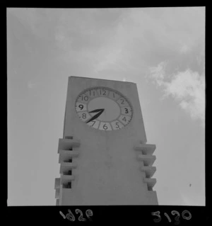 Lower Hutt Town Hall clock