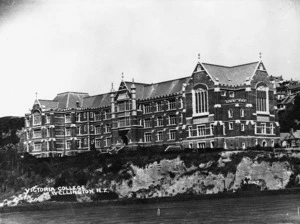 Front view of Victoria University College, Kelburn, Wellington