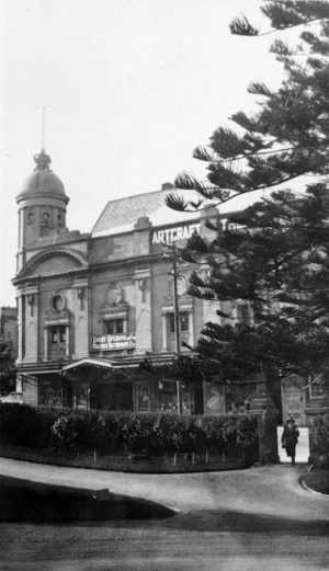 Artcraft Theatre, opposite Parliament, Molesworth Street, Wellington