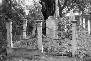 Grave of William Fidge and the Kinniburgh family, plot 38.F, Sydney Street Cemetery.
