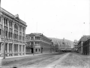 Jervois Quay and Government Life building, Wellington