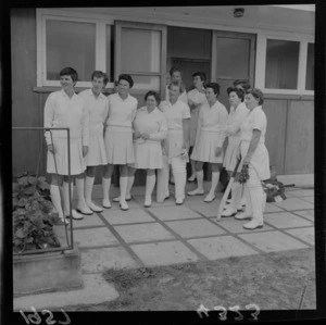 An English Women's cricket team