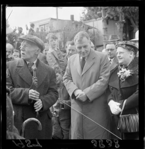 The Mayor of Lower Hutt, Mr Dowse, with Mr J H Smith