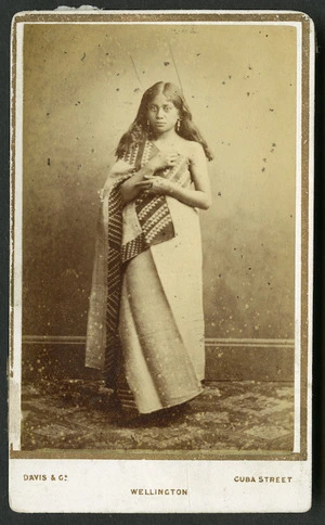 Davis & Co (Wellington) fl 1878 :Portrait of unidentified Maori woman