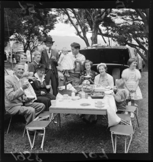 Tauherenikau Picnic group