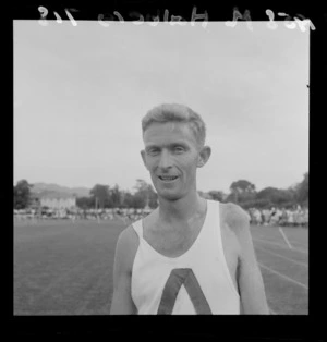 Athlete Murray Halberg at Hutt Recreation Ground