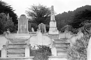 The grave of Sarah Ann Kells and the Tonks family, plot 92.L and 93.L, Sydney Street Cemetery.