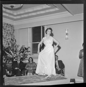Unidentified young woman, modelling a nightdress, [Royal Oak Hotel, Wellington?]