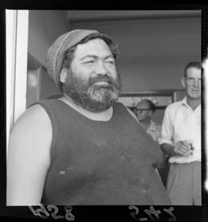 Unidentified Maori man at Taupo, probably for opening of Wahi meeting house