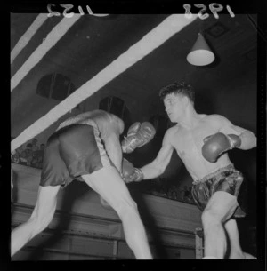 Boxing match, Barry Brown v Don Barns